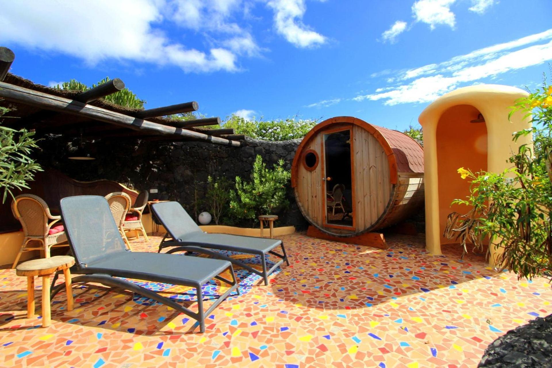 Niro - Sauna, Beheizter Pool, Billiard Tisch, Tischtennis Tias Exterior photo